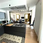 דירה Grata Hospes - Boutique House - Rooftop Deck - Bbq סורנטו