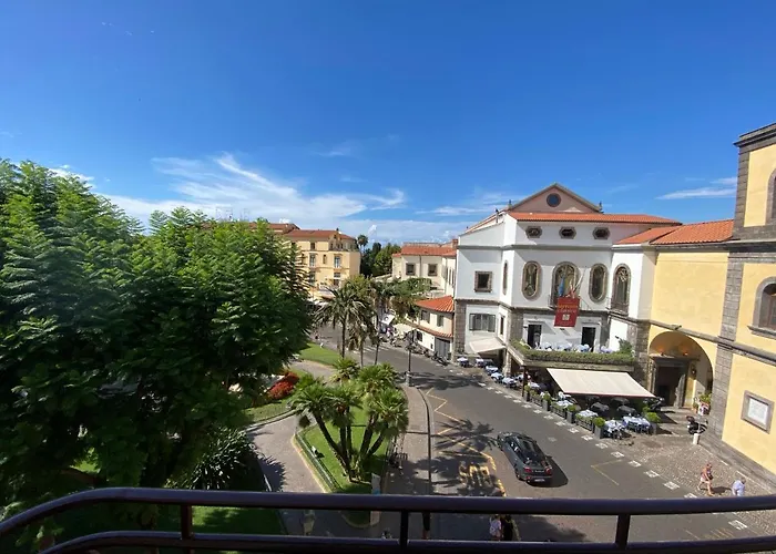 Grata Hospes - Boutique House - Rooftop Deck - Bbq Lägenhet Sorrento